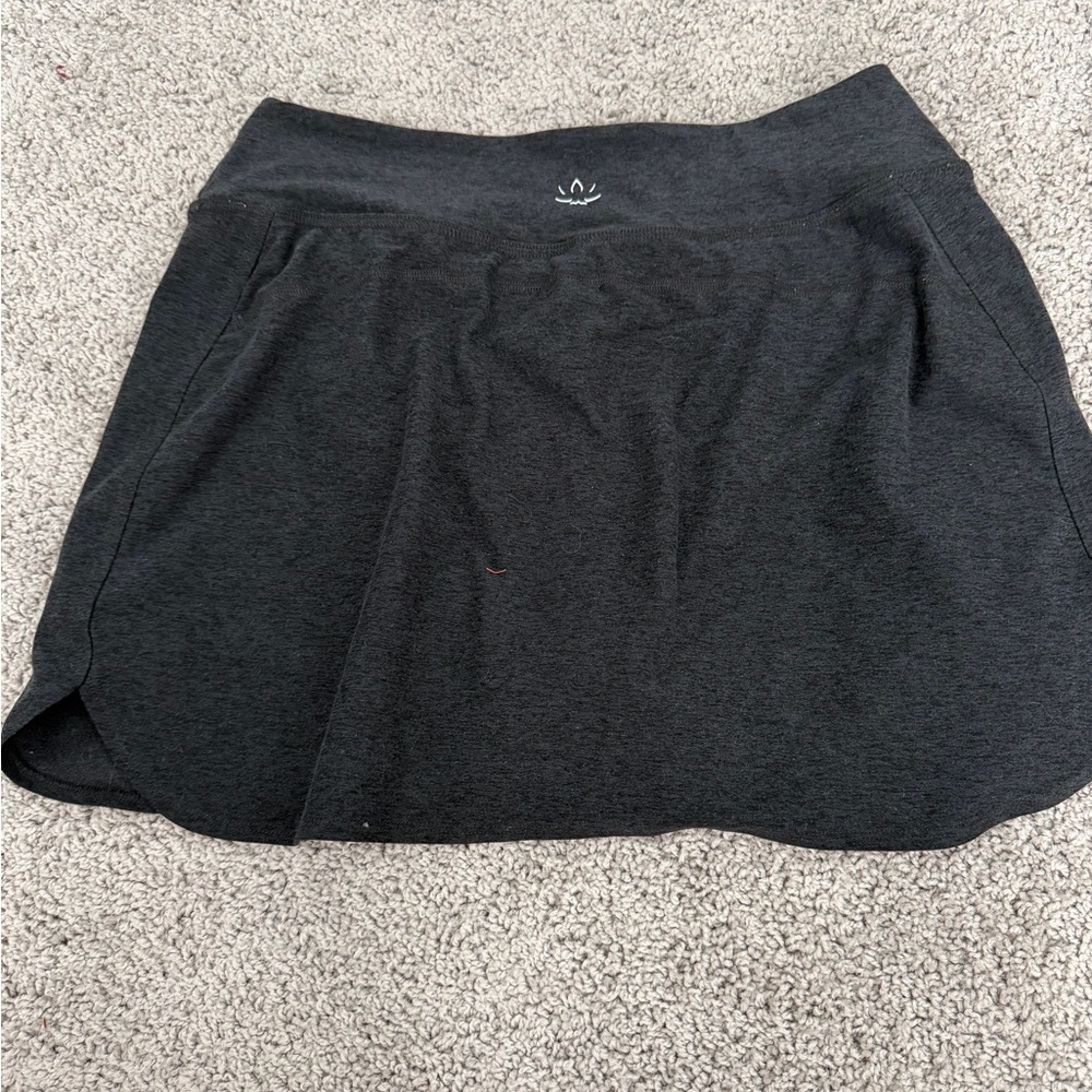 Beyond Yoga Charcoal Mini Skirt - Picture 11 of 12